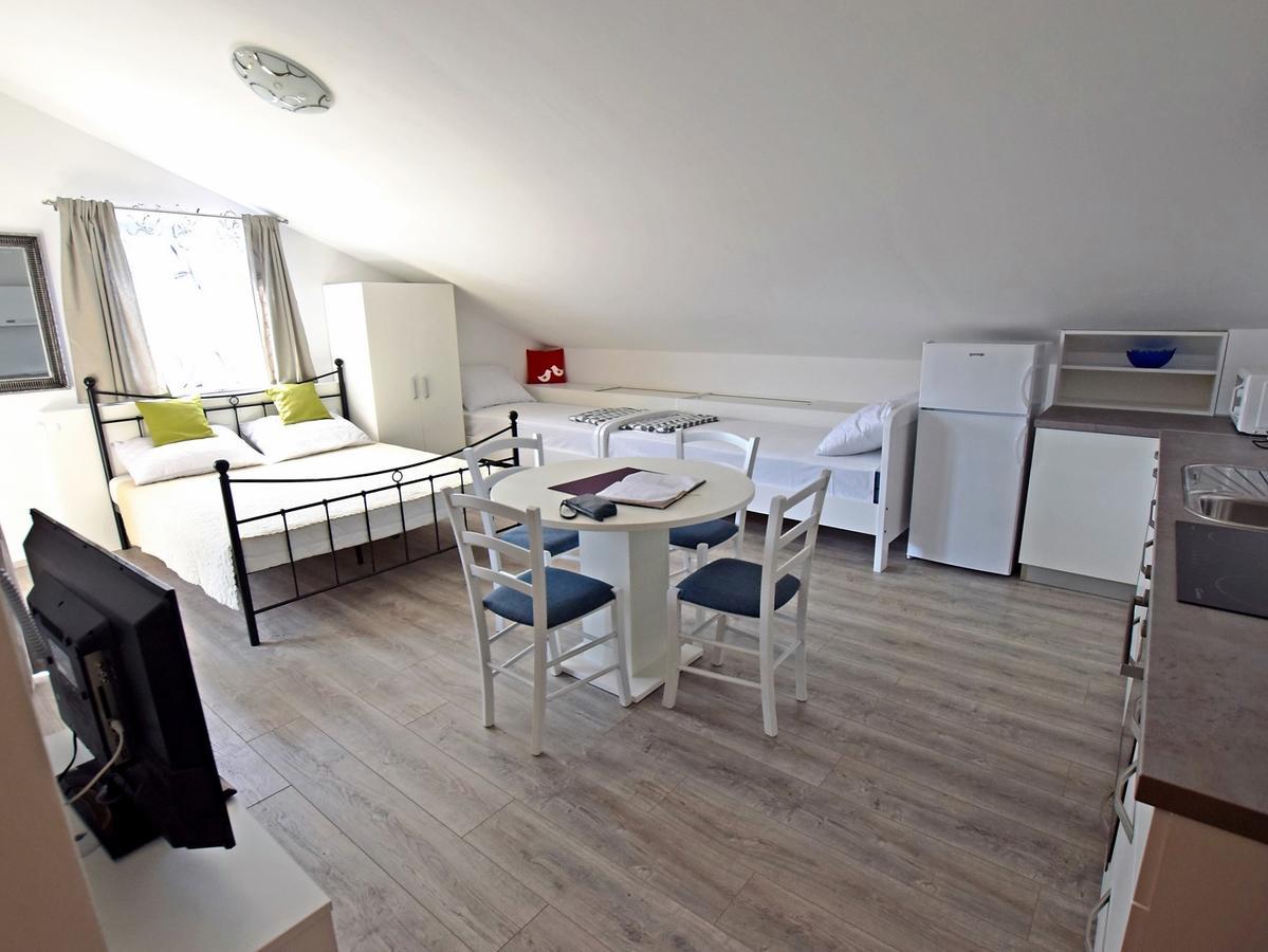 Apartman Branka 斯塔利格拉德-帕克利尼卡 外观 照片